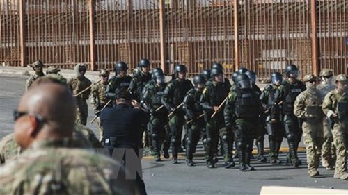 Lầu Năm Góc cho phép triển khai 4.000 binh sĩ tới biên giới với Mexico