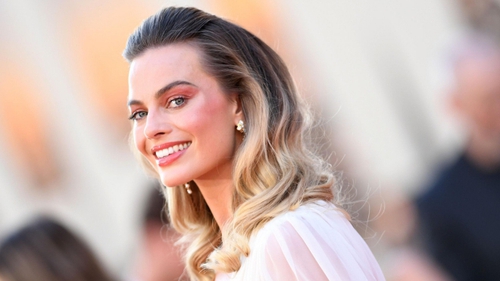 Cướp biển vùng Caribbe toàn nữ với 'thuyền trưởng' Margot Robbie