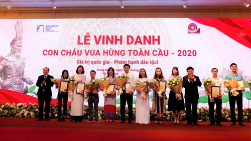 Vinh danh con cháu Vua Hùng toàn cầu năm 2020