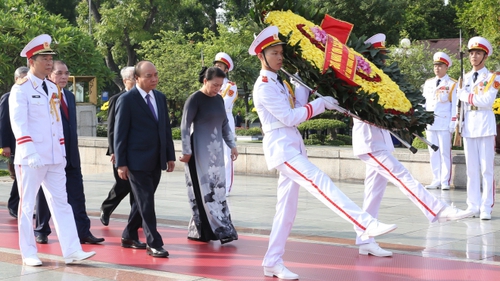 Lãnh đạo Đảng, Nhà nước đặt vòng hoa, tưởng niệm các Anh hùng liệt sỹ nhân Ngày 27/7