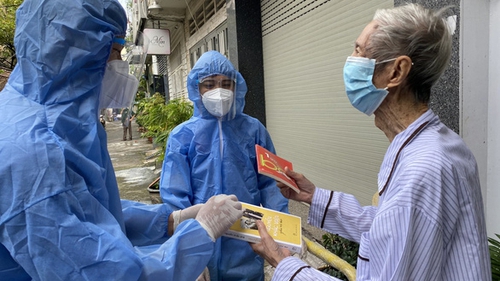 Chào tuần mới: 'Sách trao tay, học ngày giãn cách'