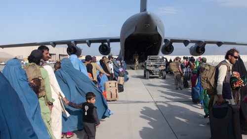 Tổng thống Mỹ Joe Biden nhận trách nhiệm về chiến dịch sơ tán khỏi Afghanistan