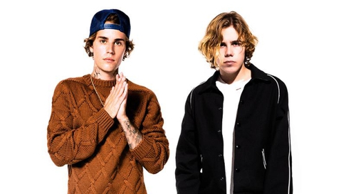 'Stay' của The Kid Laroi và Justin Bieber lội ngược dòng trên Billboard Hot 100