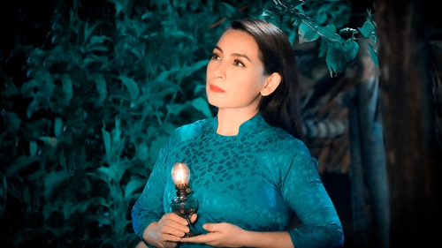 Phi Nhung - 26 năm ca hát giữa niềm thương