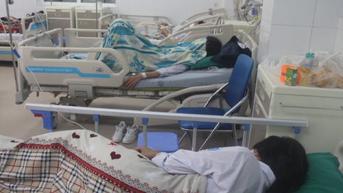 13 học sinh Quảng Ninh nhập viện do ăn phải kẹo chứa cần sa