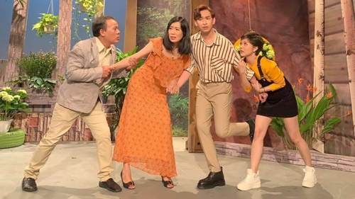 Giải trí TP HCM khởi động trở lại khi 'bình thường mới': Người cười nụ, kẻ khóc thầm