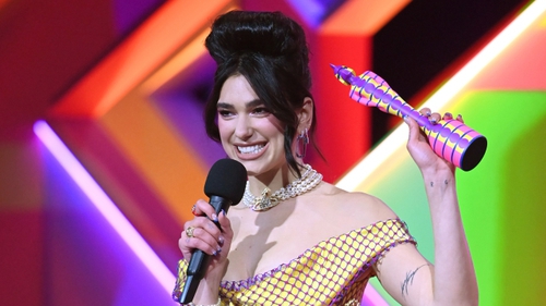 Giải Brit sẽ bỏ các hạng mục phân chia giới tính