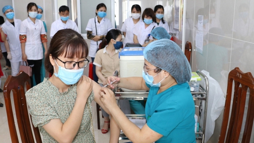 Chính phủ ban hành Nghị quyết về Chương trình phòng, chống dịch Covid-19 năm 2022 và 2023