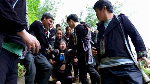 TS Trần Hữu Sơn: 'Không nên chỉ vì phẫn nộ mà coi kéo vợ là hủ tục'