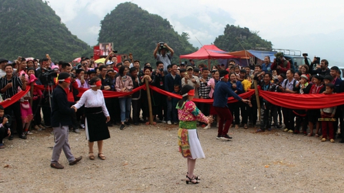 Hà Giang tái khởi động Lễ hội Chợ Phong lưu Khâu Vai sau hai năm gián đoạn