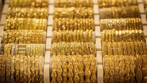 Giá vàng 'lao dốc' nhanh nhất trong 4 tháng qua tháng qua