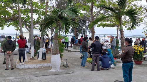 Bộ Công an chỉ đạo khẩn trương điều tra vụ chìm ca nô tại biển Cửa Đại