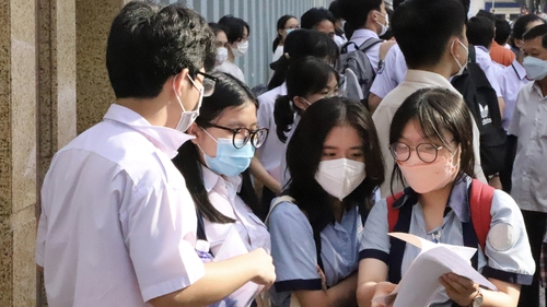 Kỳ thi tuyển sinh vào lớp 10 tại TP HCM: Đề thi môn tiếng Anh vừa sức, có sự phân hoá thí sinh rõ ràng