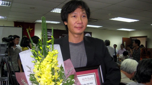 Một lối đi khác của Vương Văn Thạo