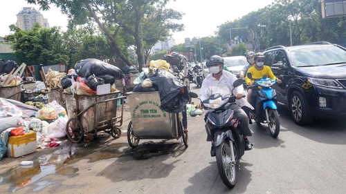 Hà Nội: Đặt mục tiêu dọn hết rác tồn đọng trong ngày 20/6
