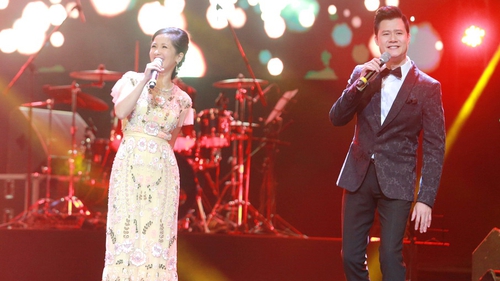 Hồng Nhung hội ngộ Quang Dũng song ca về mùa Thu Hà Nội