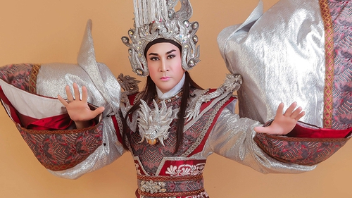 NSƯT Kim Tử Long: 'Tôi làm vì nghệ thuật, không đặt nặng tiền bạc'