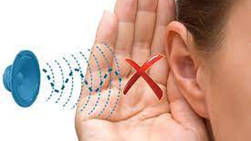 Truyện cười: Bệnh điếc