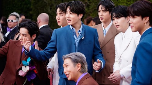 Khoảnh khắc 'cưng xỉu' của BTS ở Grammy không có trên TV