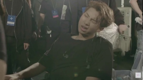 Những lần RM BTS khốn đốn vì mất hộ chiếu