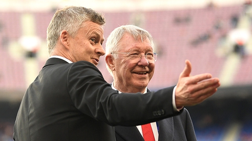 Tottenham vs MU: Sir Alex có quá nuông chiều Solskjaer?