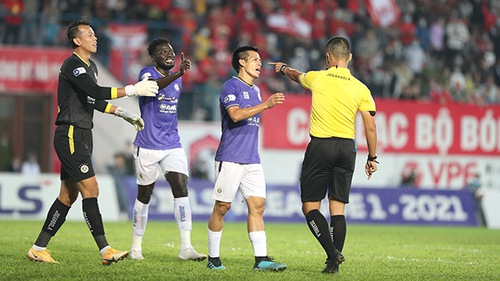 Trưởng ban Kỷ luật VFF kêu gọi giáo dục cầu thủ…