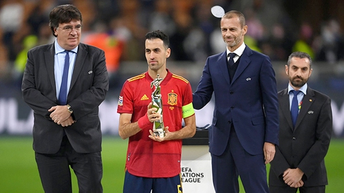 Sergio Busquets: Cháy lên nào, những đường chuyền bất diệt