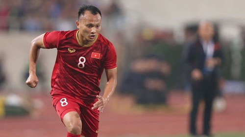 Tuyển Việt Nam: Lo hàng thủ, mừng tấn công