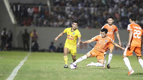 V-League và khoảng lặng cần thiết