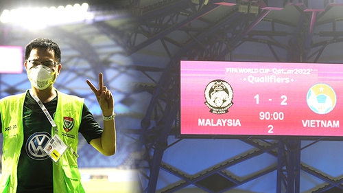 Tác nghiệp tại vòng loại World Cup ở UAE: Cột mốc lịch sử chiến thắng nỗi lo dịch bệnh