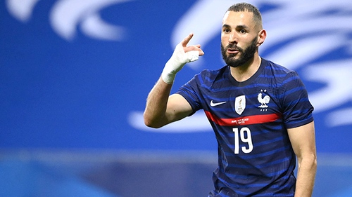 Đội tuyển Pháp: Kante và Benzema sẽ khiến Deschamps đau đầu