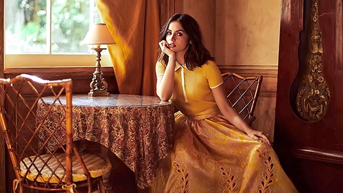 Ana de Armas: Từ người đẹp chuyên 'cảnh nóng' tới 'Bond girl' thế hệ mới