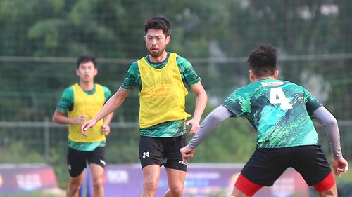 Lee Nguyễn nghỉ Tết muộn