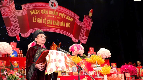 NSND Lê Tiến Thọ - Cuộc hành hương đến với tuồng