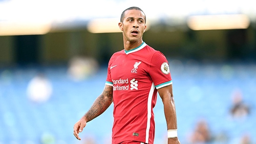 Thiago lại là vấn đề của Liverpool