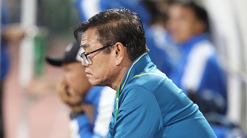 HLV Phan Thanh Hùng đắt giá sau khi chia tay Than Quảng Ninh