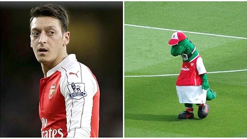 Mesut Ozil: Giải cứu Gunnersaurus, rồi giải cứu chính mình?