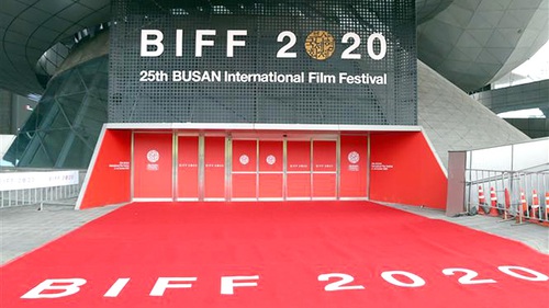 Liên hoan phim Busan khai mạc giữa đại dịch Covid-19