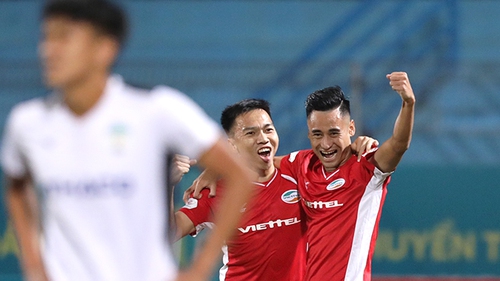 Giai đoạn 2 V-League 2020: Cơ hội cho Viettel, Quảng Nam chưa đầu hàng
