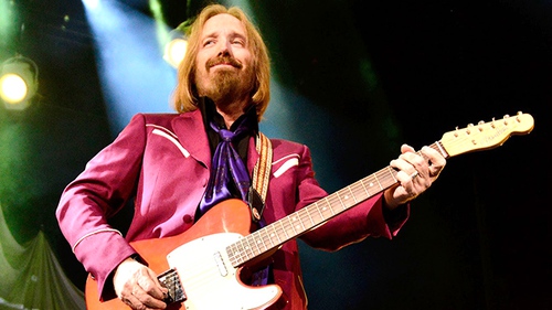 'Wildflowers' gây ấn tượng mạnh trên các BXH: Sự trở lại của huyền thoại Tom Petty