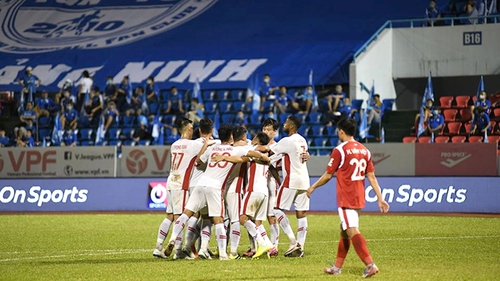 Bóng đá Việt lại ‘bình thường mới’