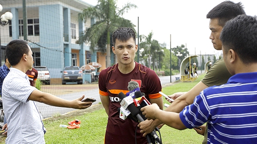 Những cầu thủ Việt khốn khổ vì chấn thương dây chằng