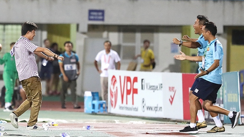 LS V-League 2020: Ai sẽ mang 'Áo xanh' sau vòng 7?