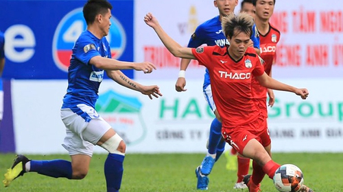 Quang Hải gọi, Văn Toàn trả lời