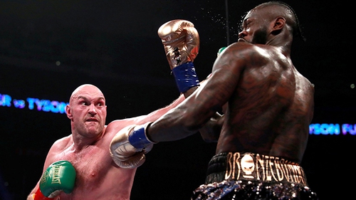 Tyson Fury và hành trình chạy trốn quỷ dữ