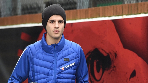 Morata và cuộc chiến trên khán đài