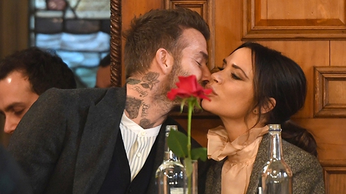 Hôn nhân Becks-Vic lao đao: Từ cô giáo của con gái tới Angelina Jolie