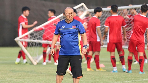 Thành bại tại AFF Cup