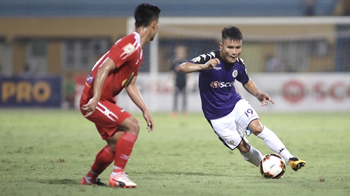 Hà Nội FC và 11 trận bất bại: Cô đơn trên đỉnh