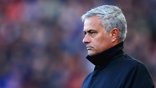 'Người Đặc biệt' Mourinho không còn đặc biệt. Ông đã hết thời...